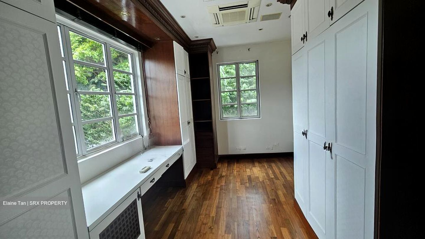 Fernhill Road (D10), Condominium #570168341